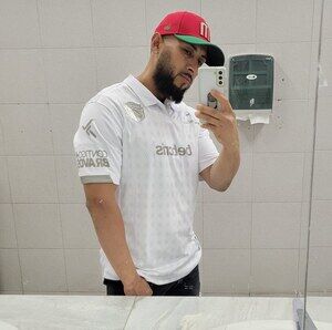 Meet your Posher, Luis